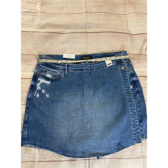 NWT Judy Blue Women's Darling Mid Rise Plus Size Skort - 3XL - Picture 8 of 15